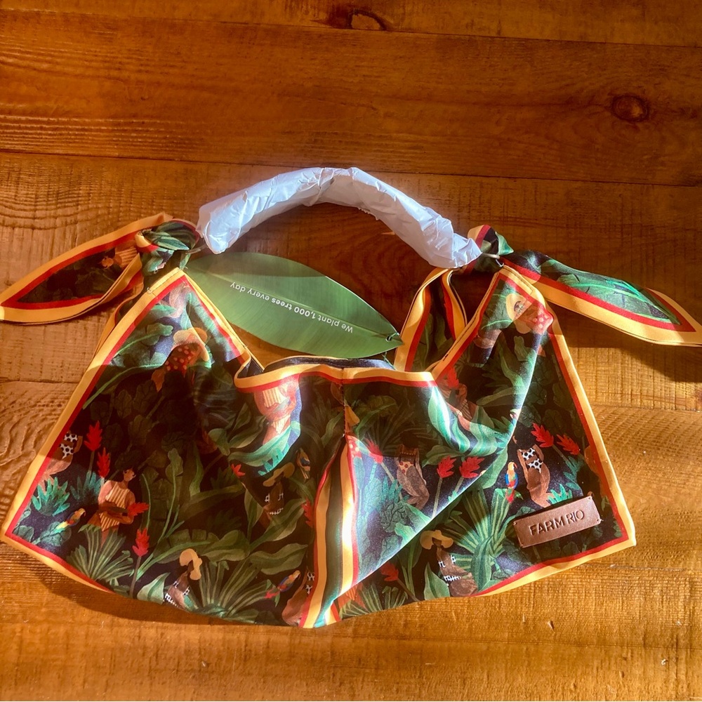 NEW RARE FARM Rio Beleza Tropical Scarf Mini Bag Jungle Print Wood Leaf Handle - Picture 8 of 16